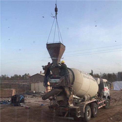 渌口区“精准瞄准”—— 吊车的 “定位导航” 技术